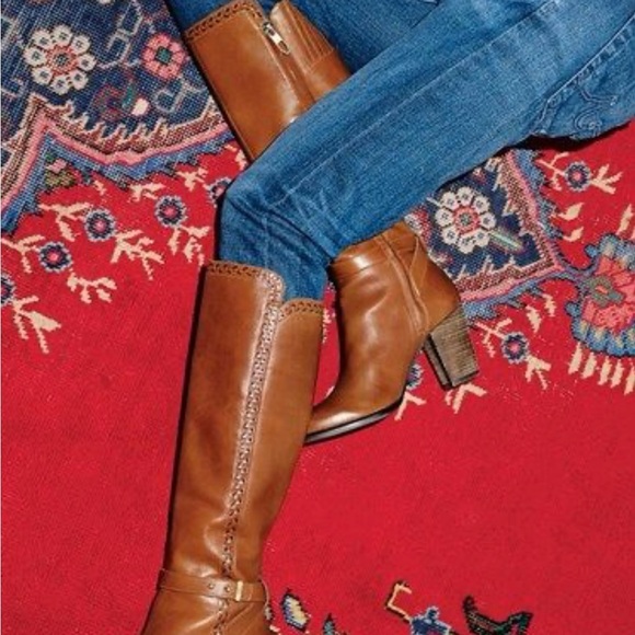 UGG Brown Heeled Boots - Picture 3 of 13